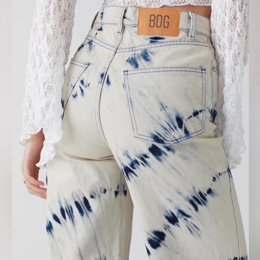 BDG Urban Outfitters Bleach Tie Dye High Blue White Wide Jeans NEW - Sz 26